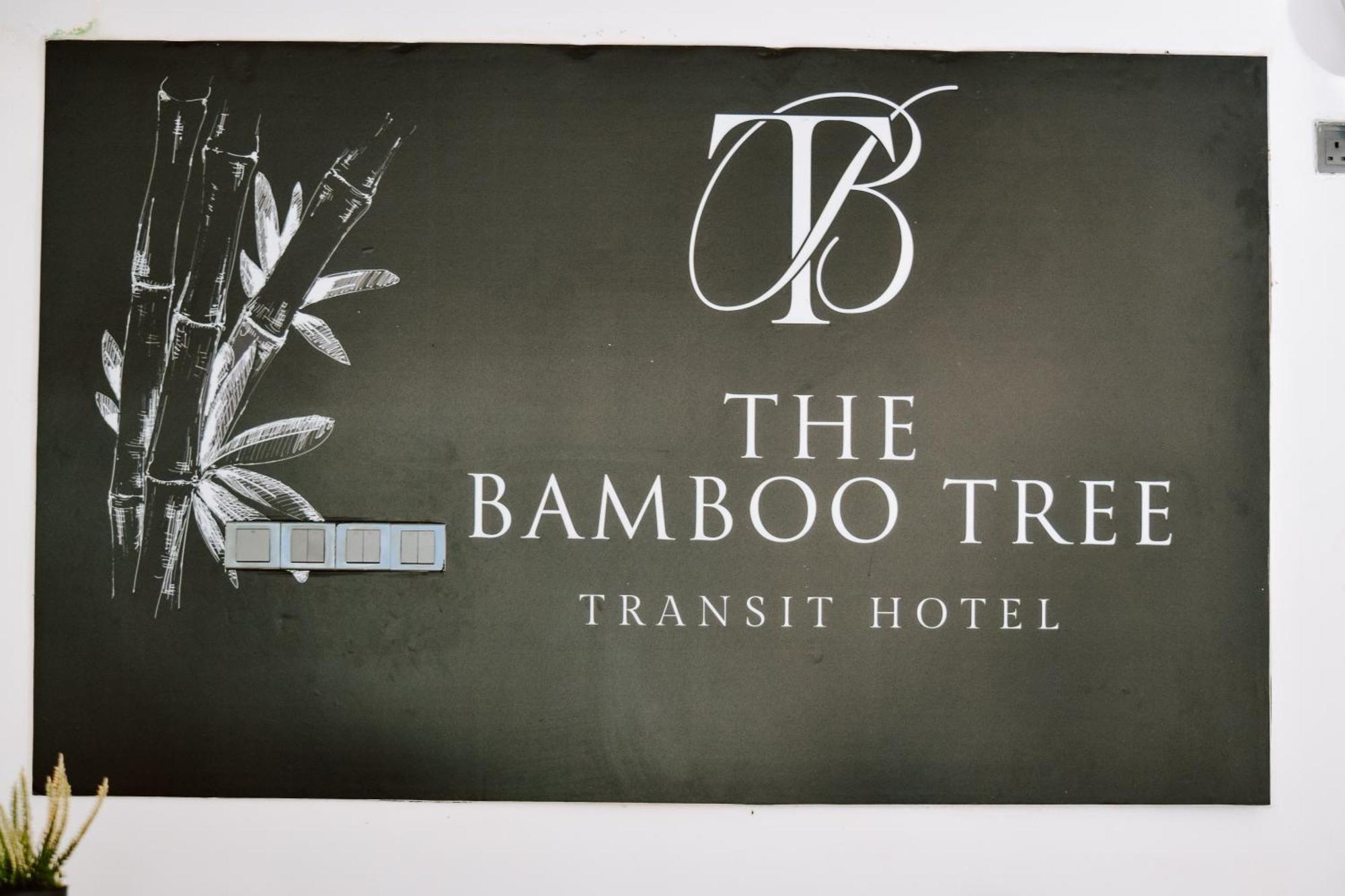The Bamboo Tree Transit Hotel 卡图纳耶克 外观 照片